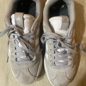 The Adidas Women's Grey VL Sneakers